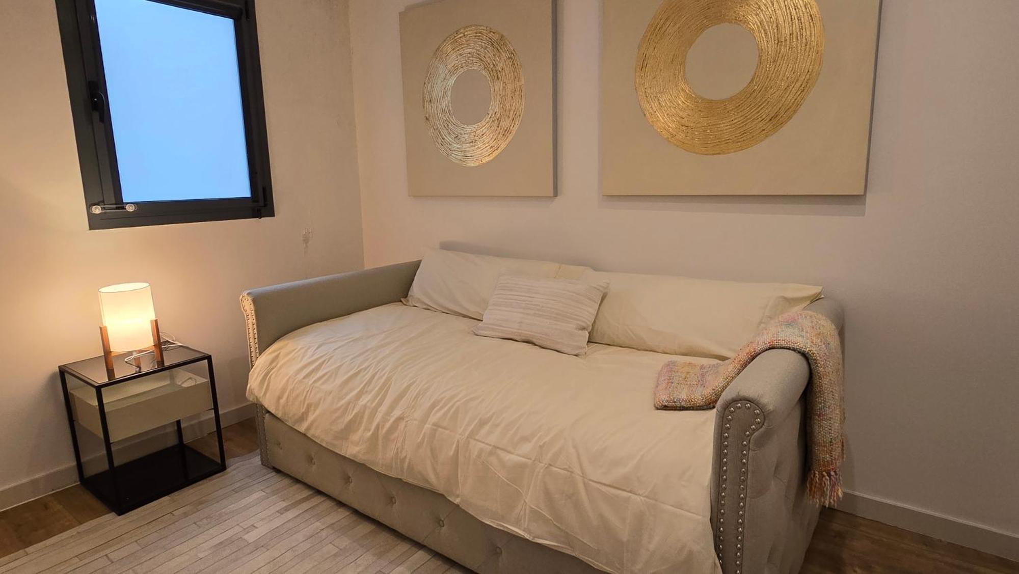 Apartment Opening Doors Summer Chic *