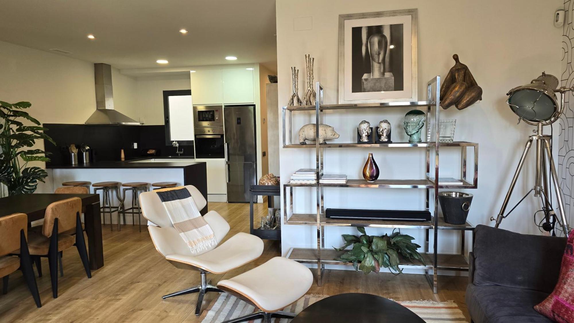 Apartment Opening Doors Summer Chic Barcelona